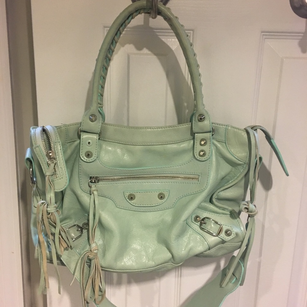 Belisimo bag in mint - EUC